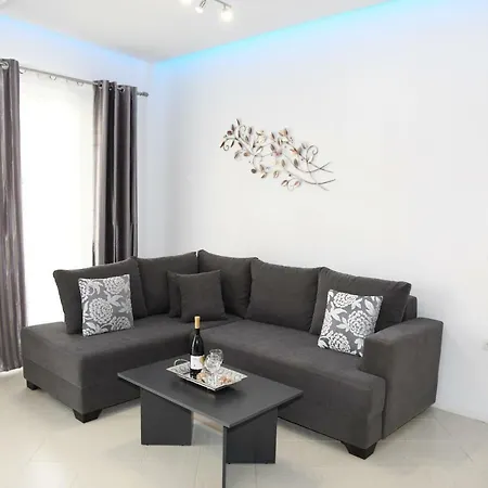 Heart Luxury شقة Rhodes City