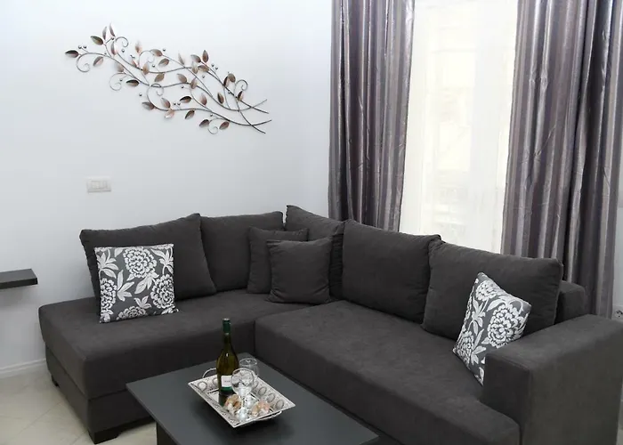 Heart Luxury * Rhodes City